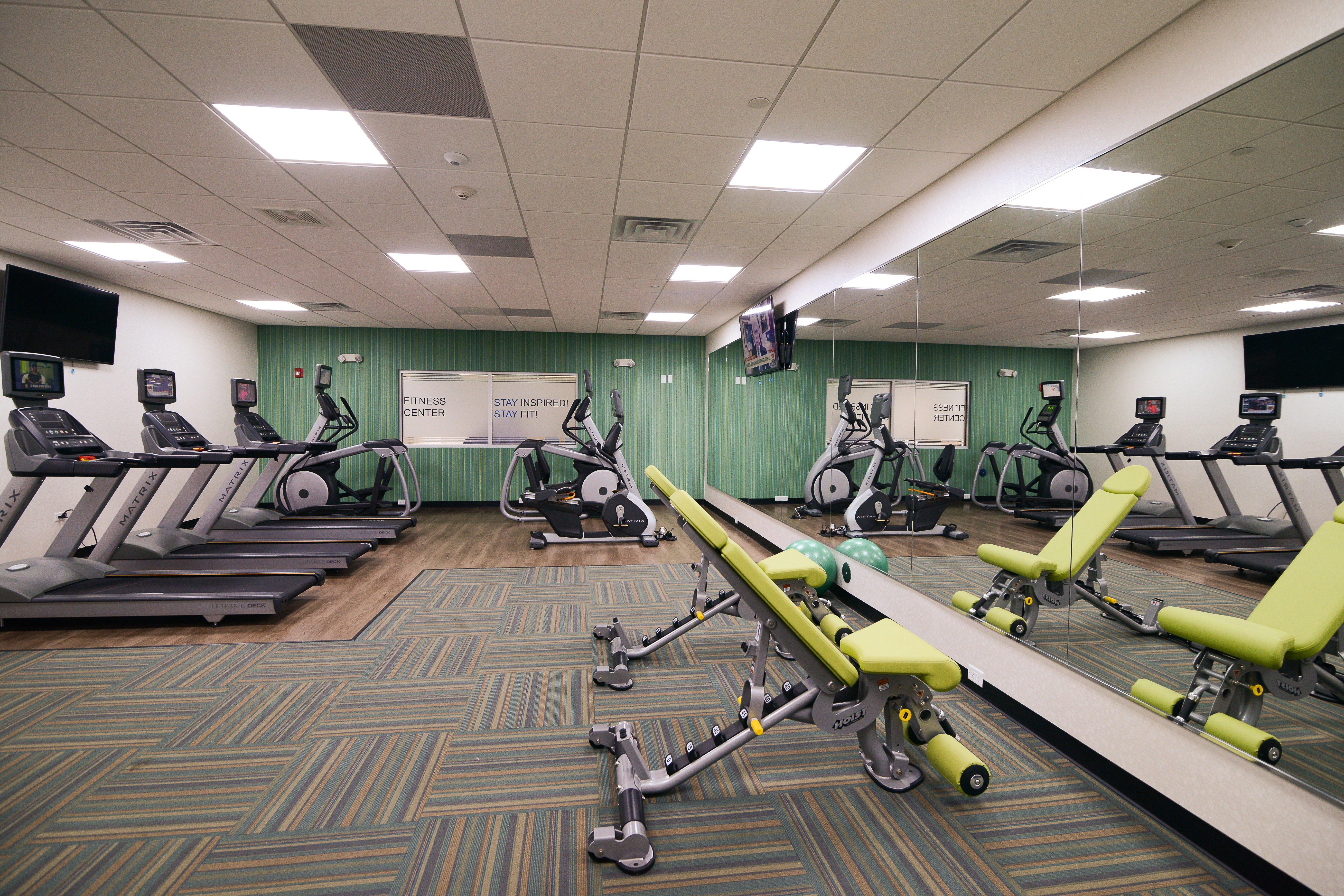 Holiday Inn Express & Suites Chicago North Shore - Niles By Ihg Eksteriør billede